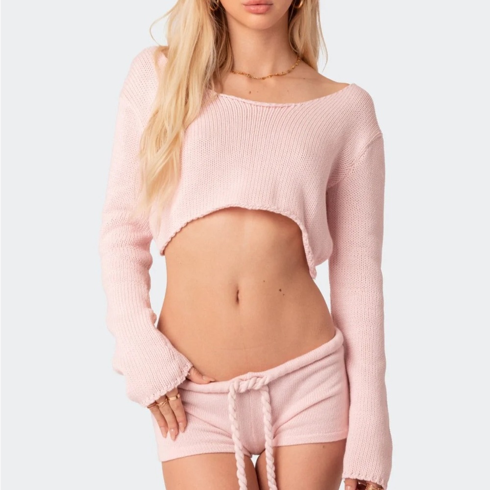 Edikted Soft Pink Off-the-Shoulder Cropped Sweater
